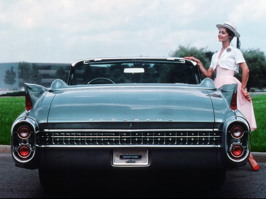  Cadillac Eldorado Biarritz Convertible 1960 года  (фото 9 из 49)